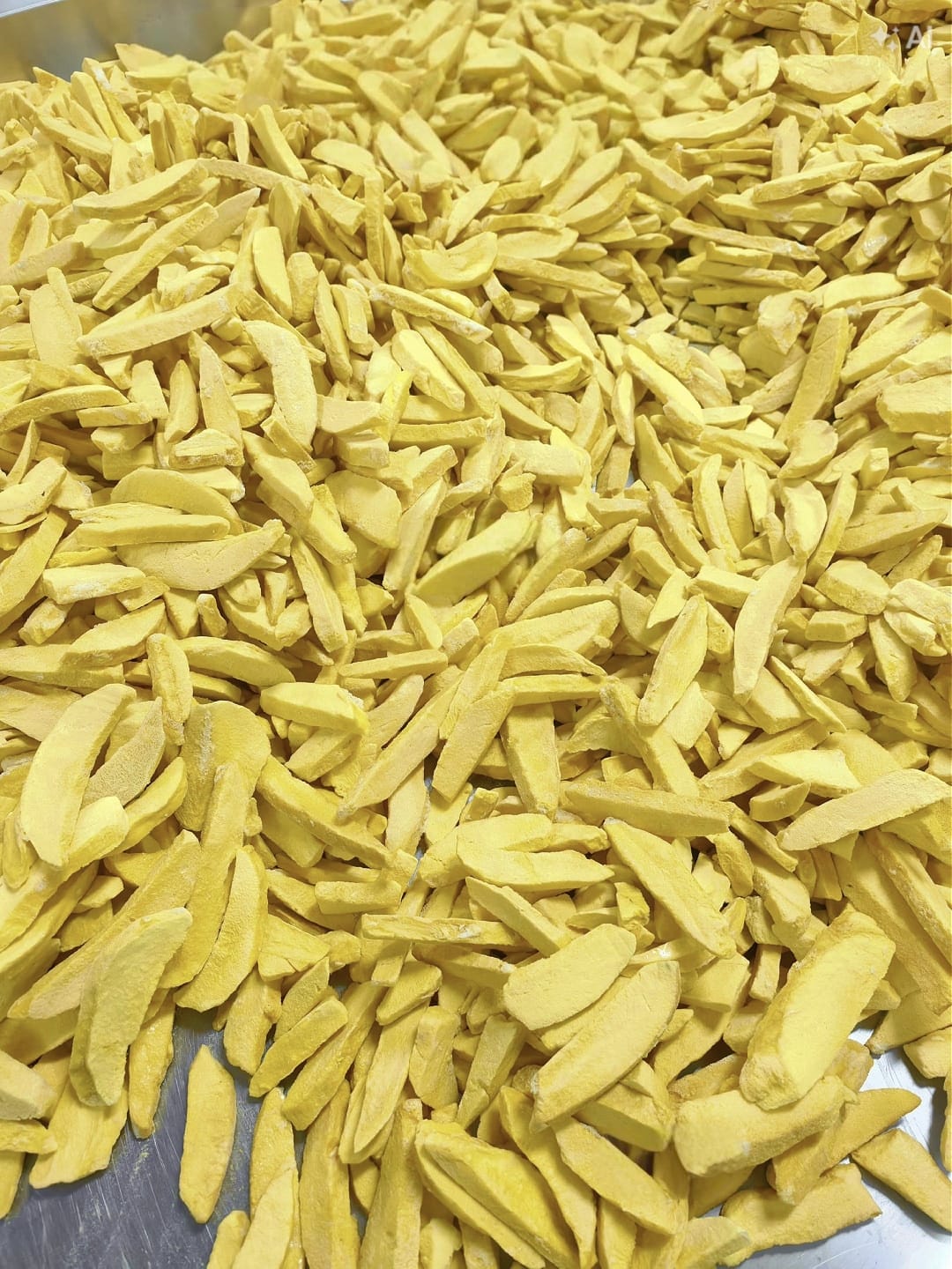 Freeze-Dried Mango Flakes